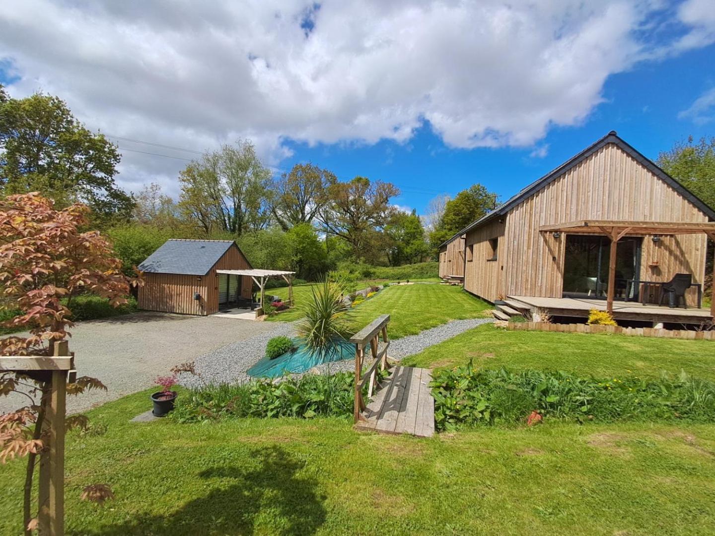 Chalets De Pont Cob Avec Spa Gouézec Extérieur photo